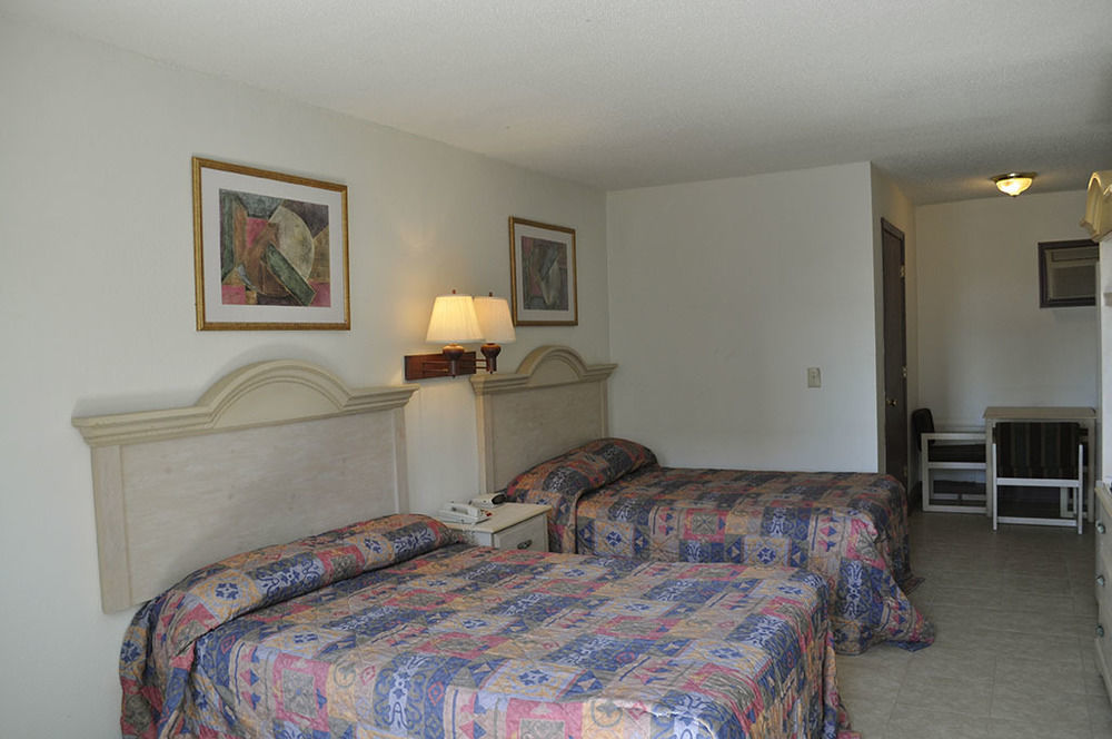 Oyo Hotel Myrtle Beach Kings Hwy Bagian luar foto